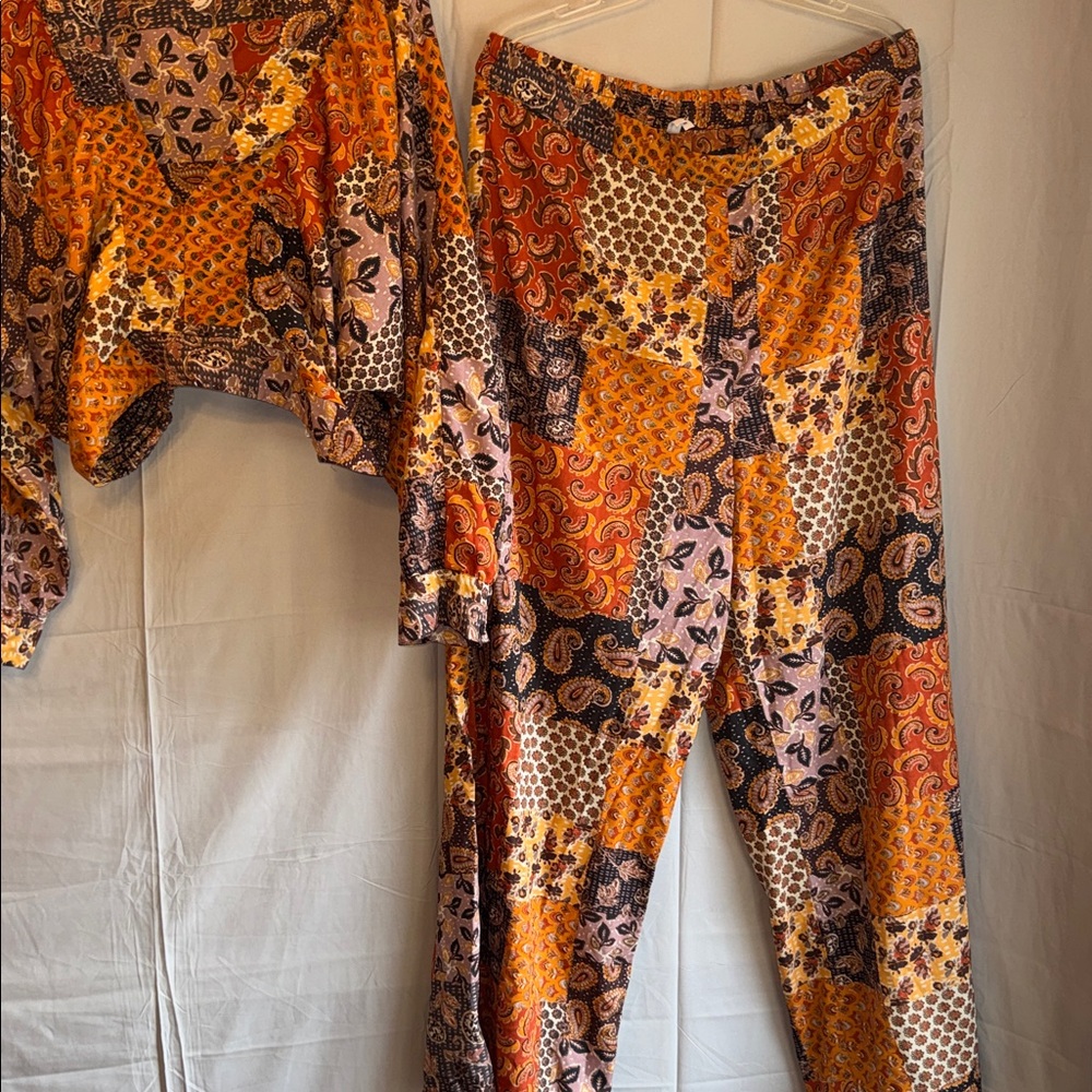 Truth Multicolor Patchwork Design - image 6